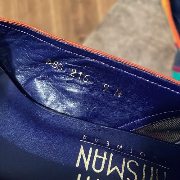 Vintage Timothy Hitsman pumps - Picture 7 of 8